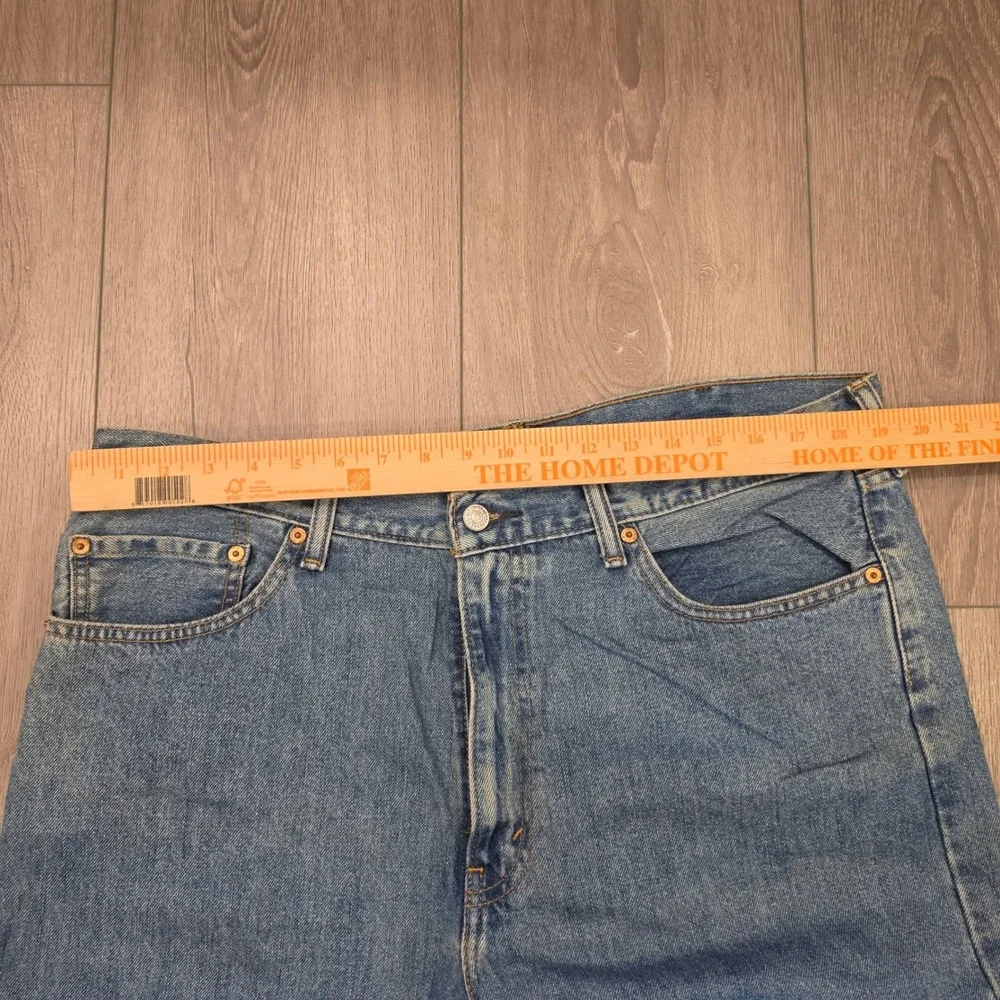 Levis these levi